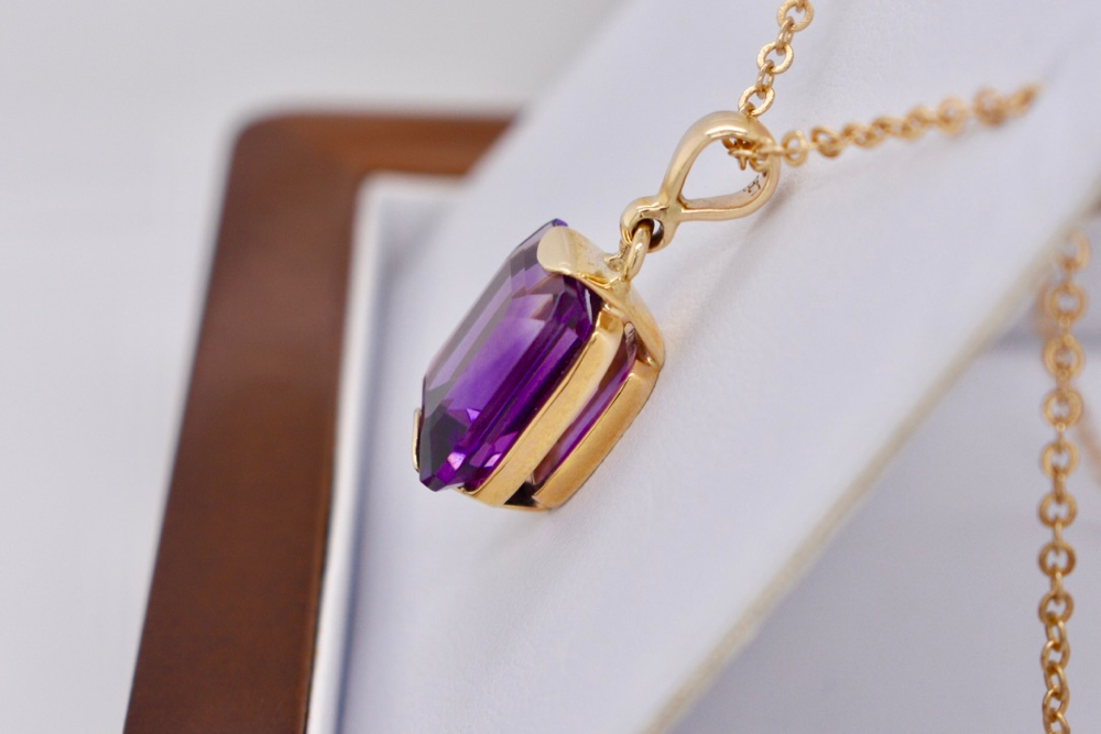 yellow gold amethyst necklace