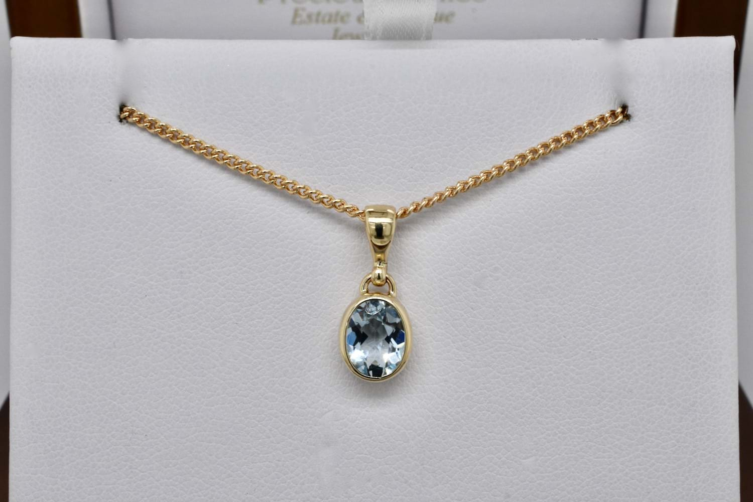 9ct gold aquamarine pendant