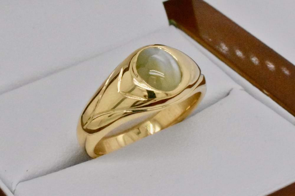 Gold cats sales eye ring