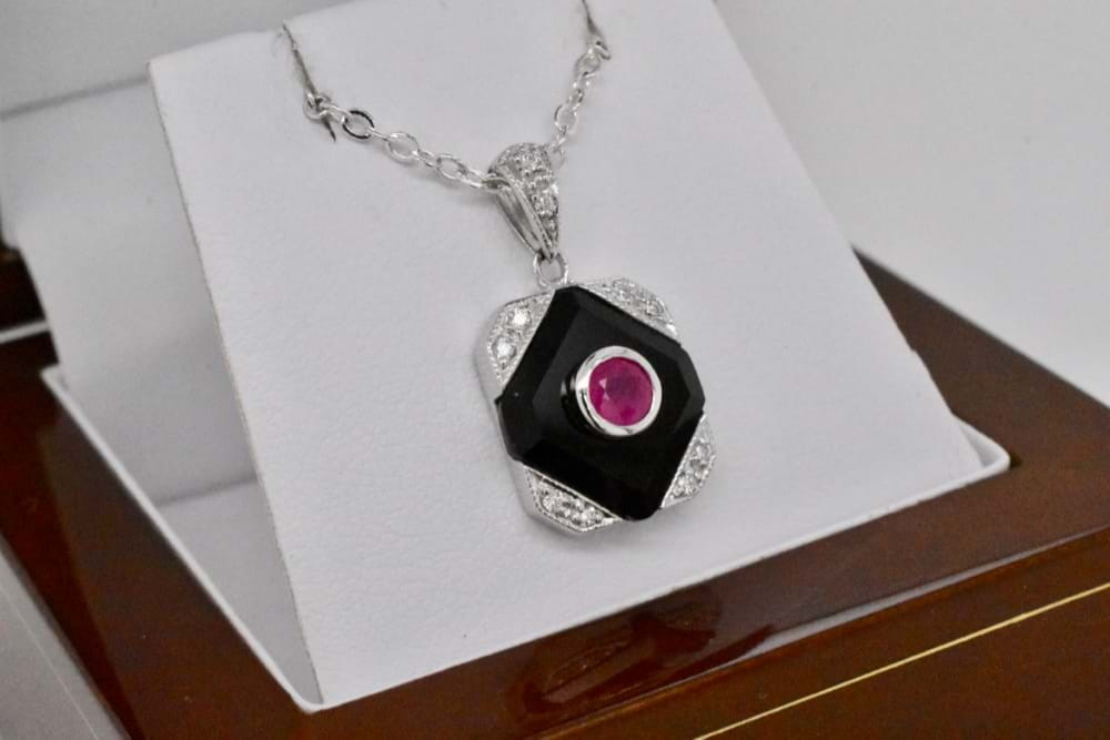 onyx and ruby necklace