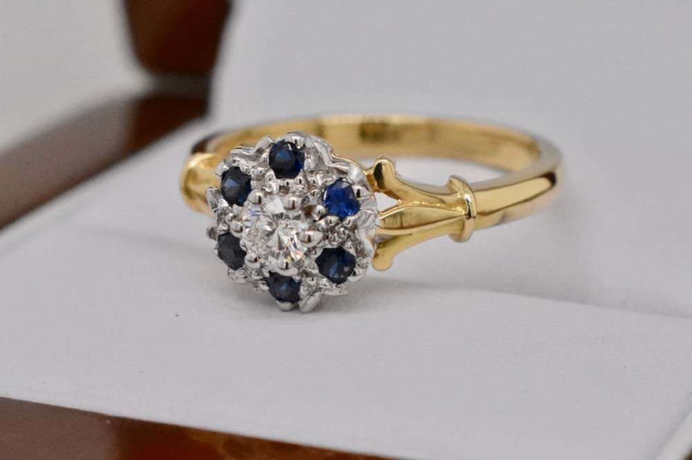 sapphire and diamond daisy ring